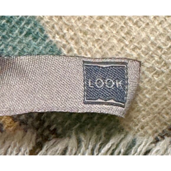 LOOK Blanket Scarf Wool Blend Rectangular Cream/Coral/Green/Black Plaid - Picture 2 of 4